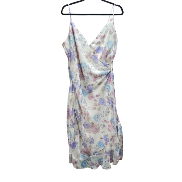 New York & Company Dresses & Skirts - New York & Company Floral Midi Dress in Cream and Purple Vintage Fairycore